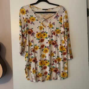 Tunic quarter sleeve top